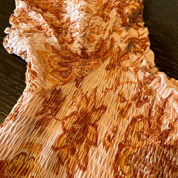 VICI dress - Picture 4 of 5